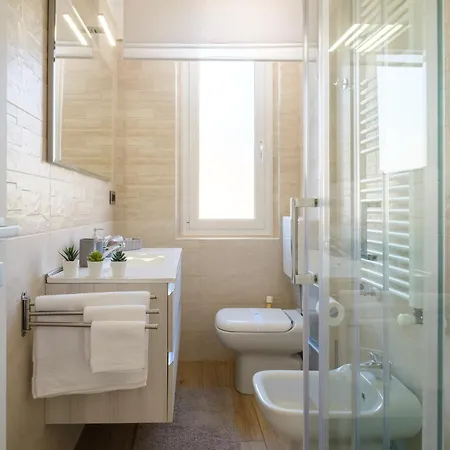 Scandellari - Stairs Only Apartmán *