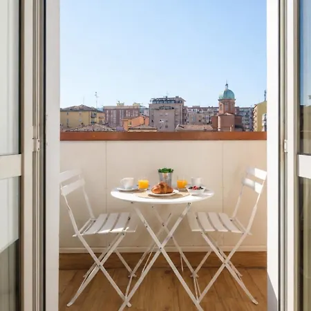 Apartment Scandellari Apartments - Charming Apartment With Private Balcony *