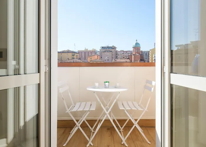 Scandellari - Stairs Only, No Elevator דירה