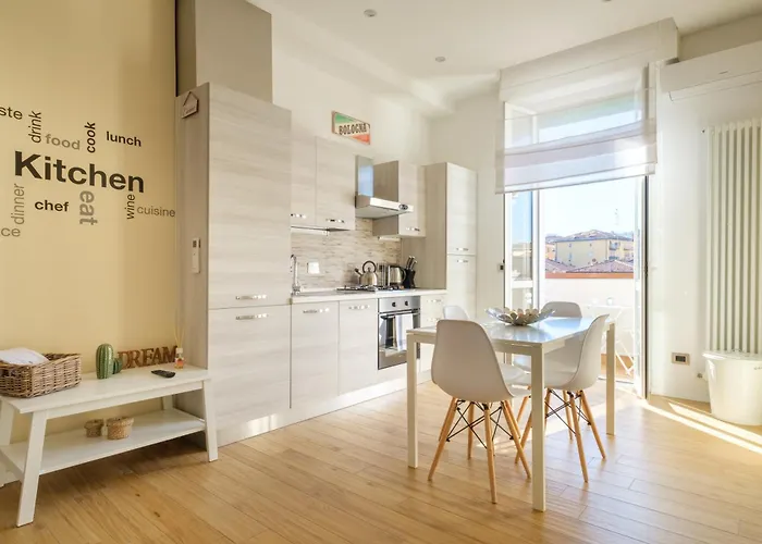 아파트 Scandellari - Stairs Only, No Elevator 볼로냐