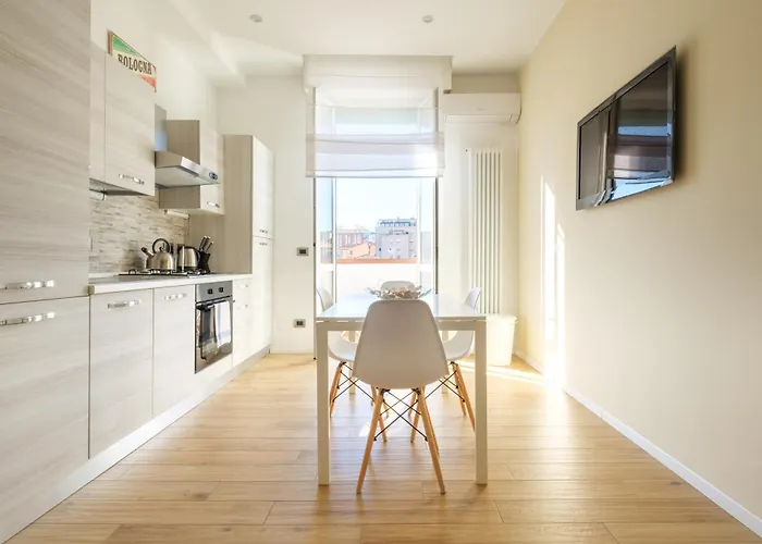 Scandellari - Stairs Only, No Elevator *