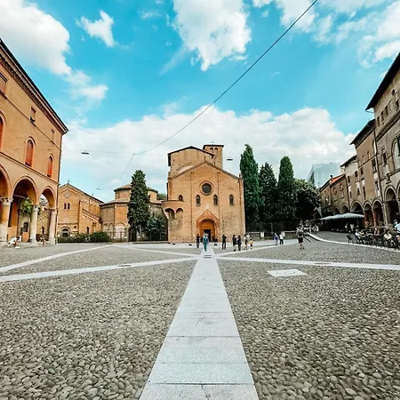 Scandellari Apartments - For 2 Guests, With Rooftop Views Of Bologna شقة *
